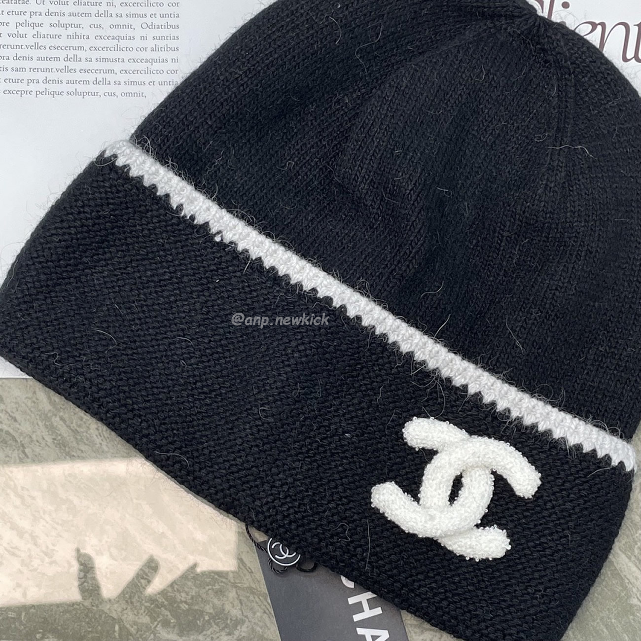 Chanel Cc Logo Black Beanie Hat (6) - newkick.app